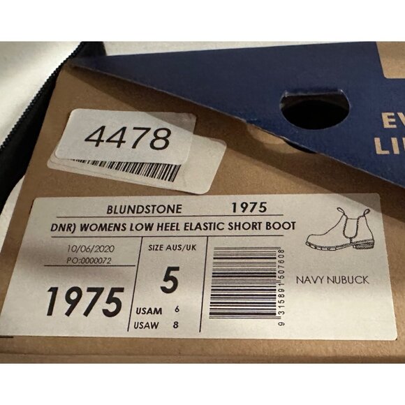 Blundstone 1975 Leather Low Heel Elastic Short Boots Navy Nubuck AU 5 Chelsea - Picture 8 of 12